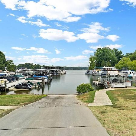 Cozy Lake Home - Jacuzzi King Bed Marina Access Mooresville Dış mekan fotoğraf