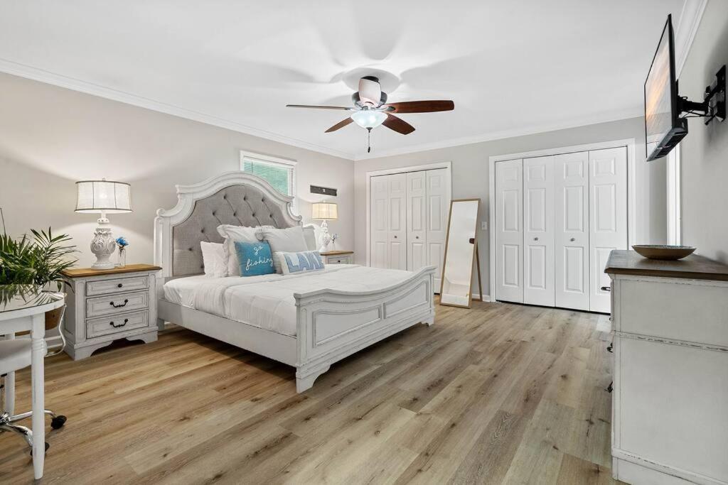 Cozy Lake Home - Jacuzzi King Bed Marina Access Mooresville Dış mekan fotoğraf