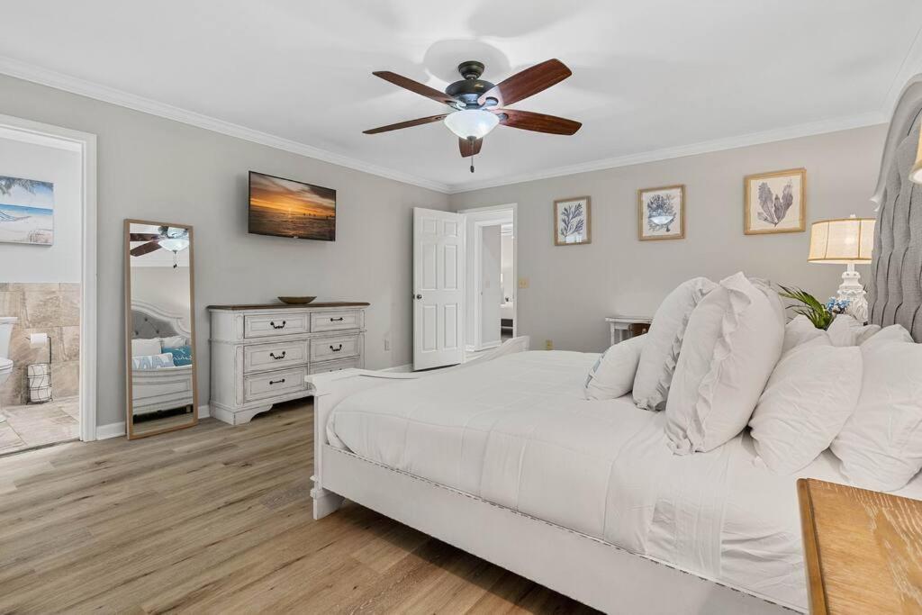Cozy Lake Home - Jacuzzi King Bed Marina Access Mooresville Dış mekan fotoğraf